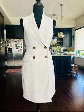 Forever 21 White Sleeveless Double-Breasted Blazer Dress